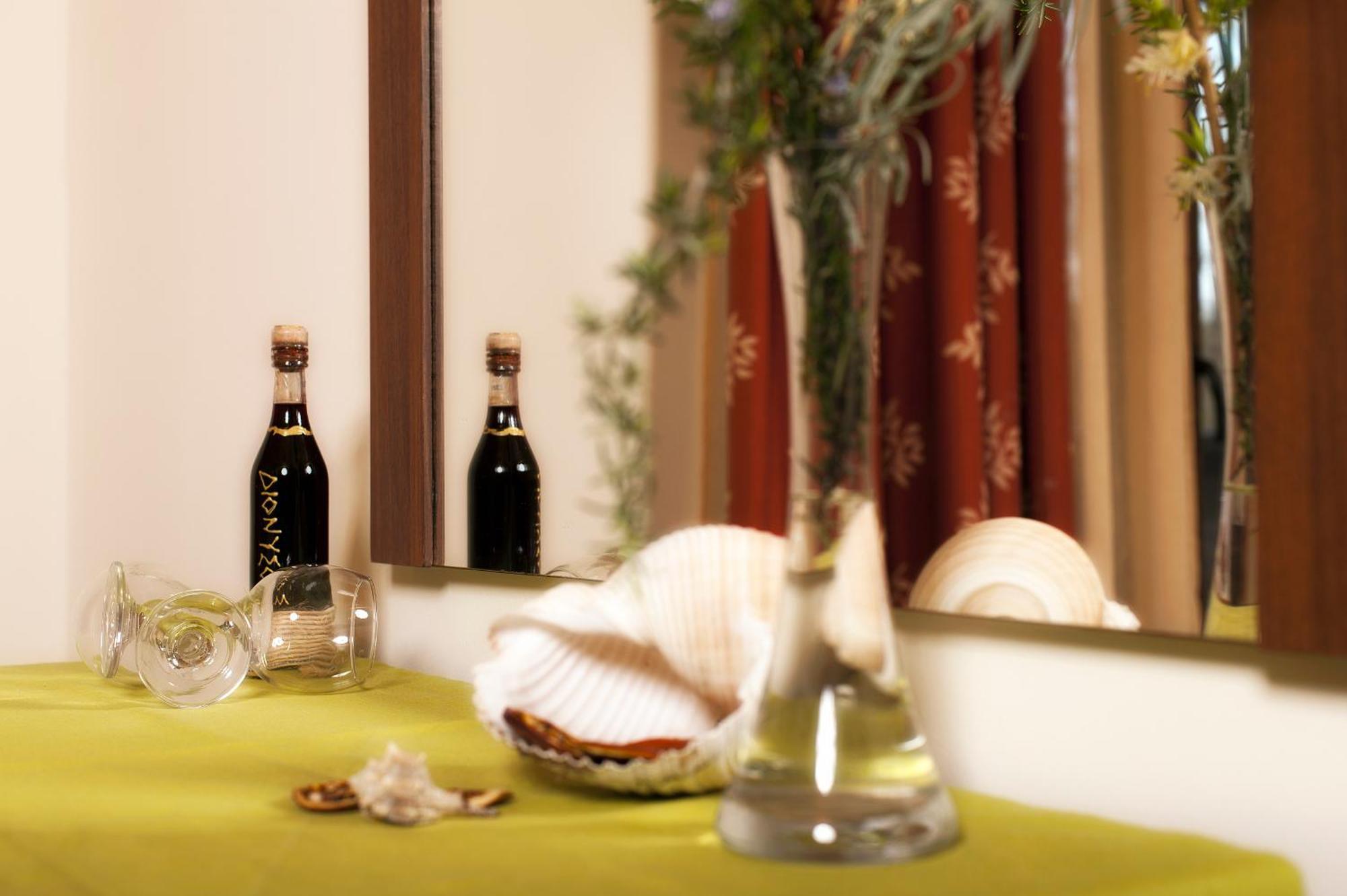 Dionysus Apartments & Suites イエリソス 部屋 写真