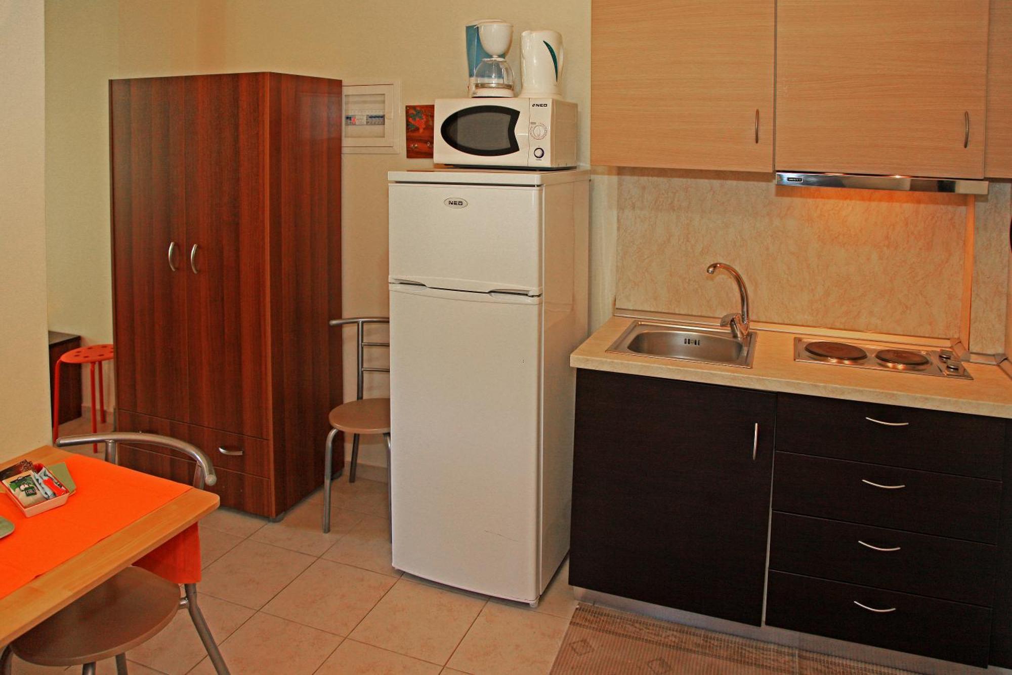 Dionysus Apartments & Suites イエリソス 部屋 写真